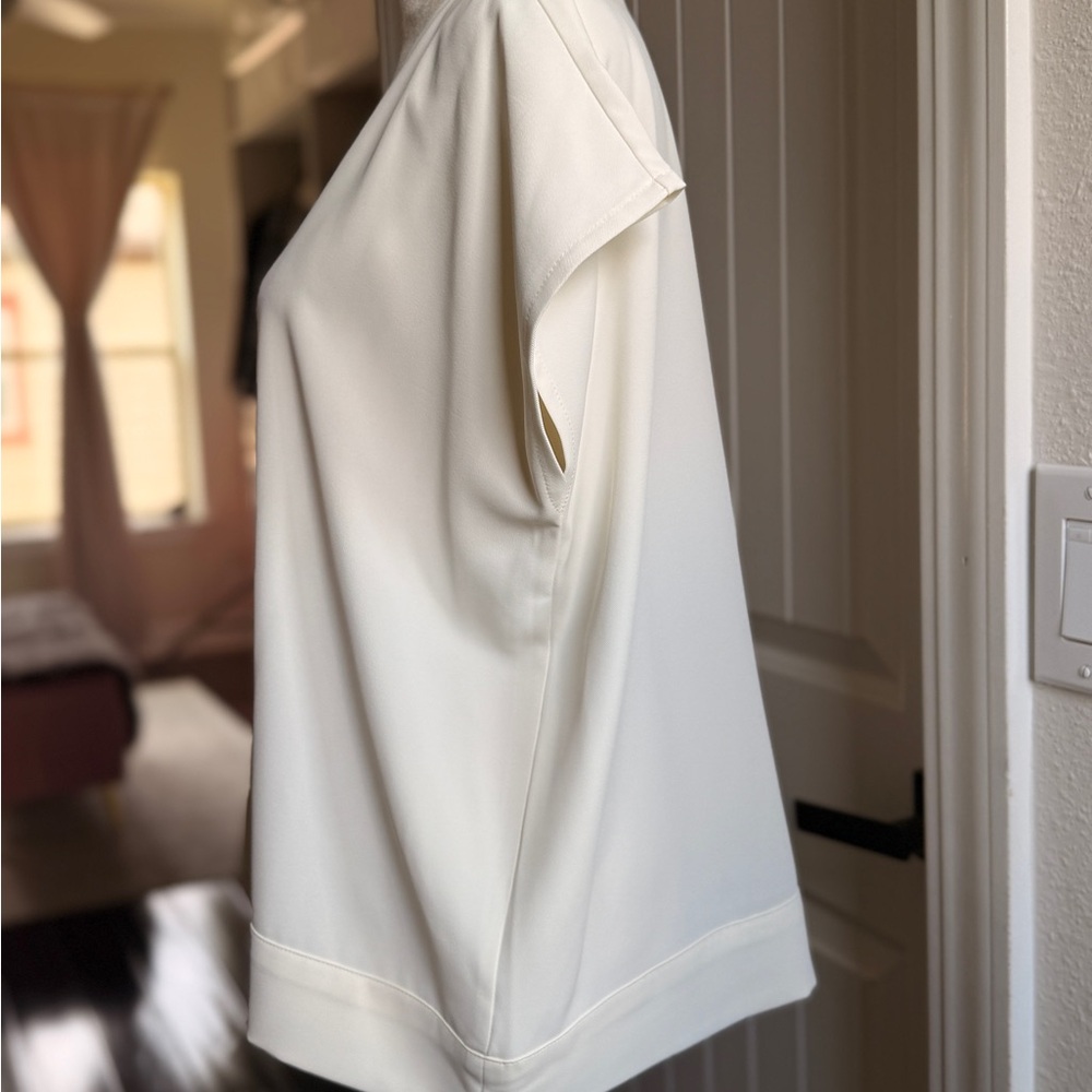MarlaWynne White Short-Sleeve Crewneck Top - Picture 6 of 8